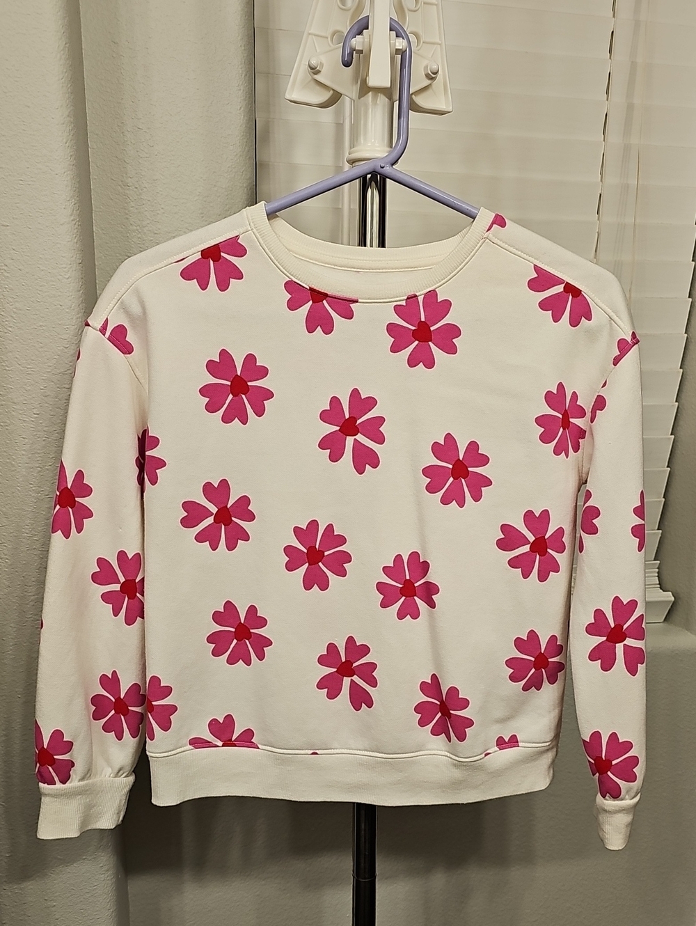 Cat & Jack Girls Large/10-12 White Crewneck Sweatshirt with Pink Floral Print